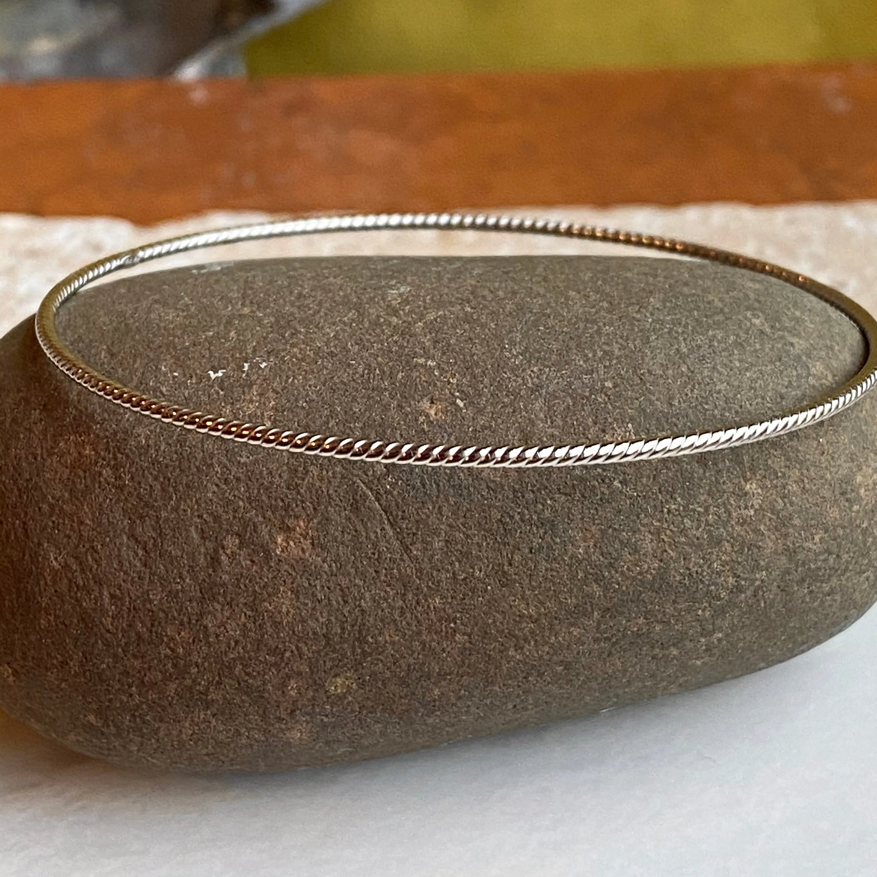14KT White Gold Thin Rope Twist Slip-On Bangle Bracelet 1.5mm