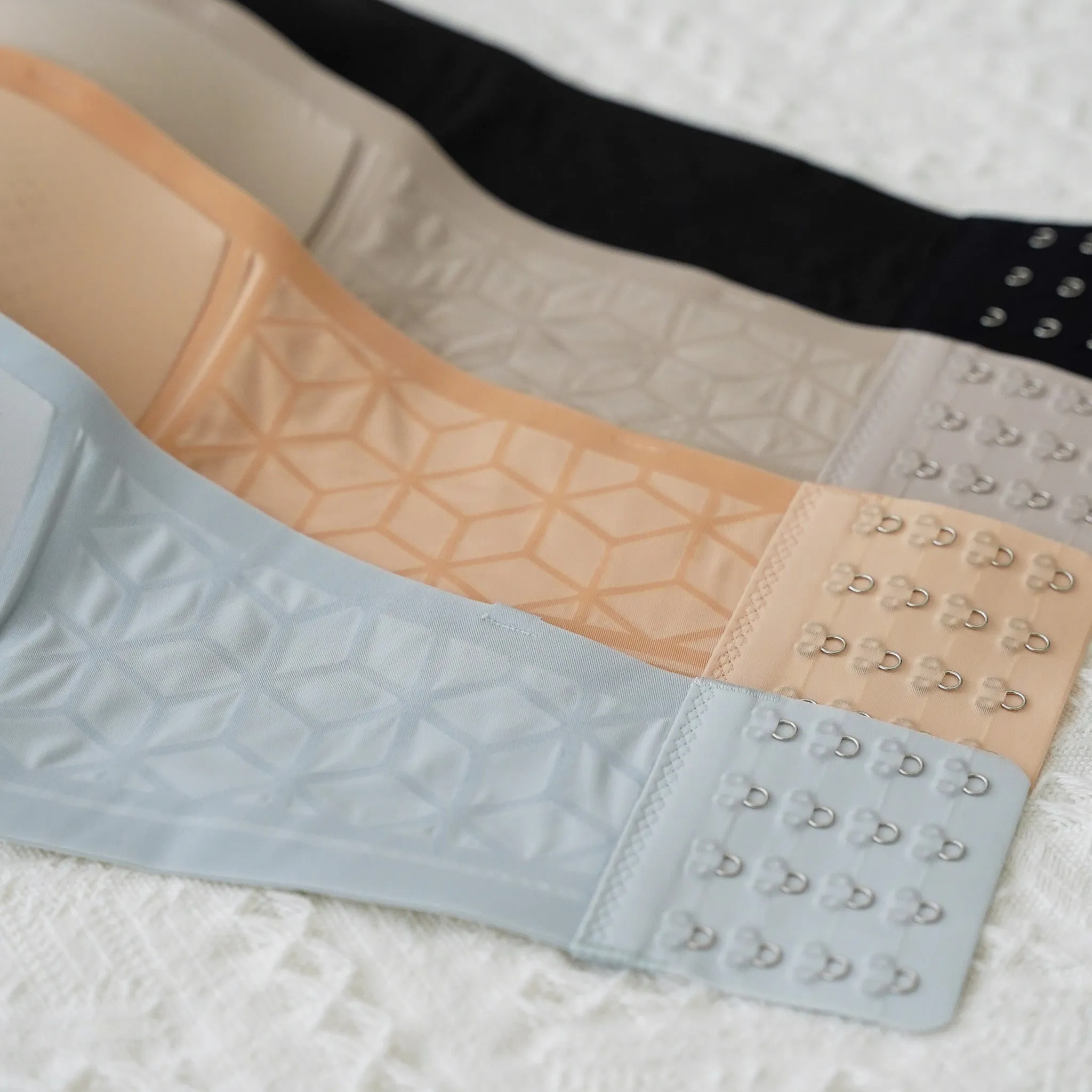 5D Ultra-Ventilation Lightweight Wireless Bandeau (In-built Padding) in Pearl Grey (Size S Only)