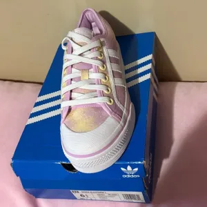 Adidas Nizza PlatformHQ9992 Pink Yellow Youth size 6.5 or women’s 8 Sneakers