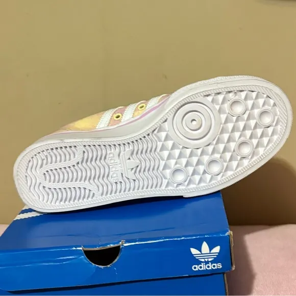 Adidas Nizza PlatformHQ9992 Pink Yellow Youth size 6.5 or women’s 8 Sneakers