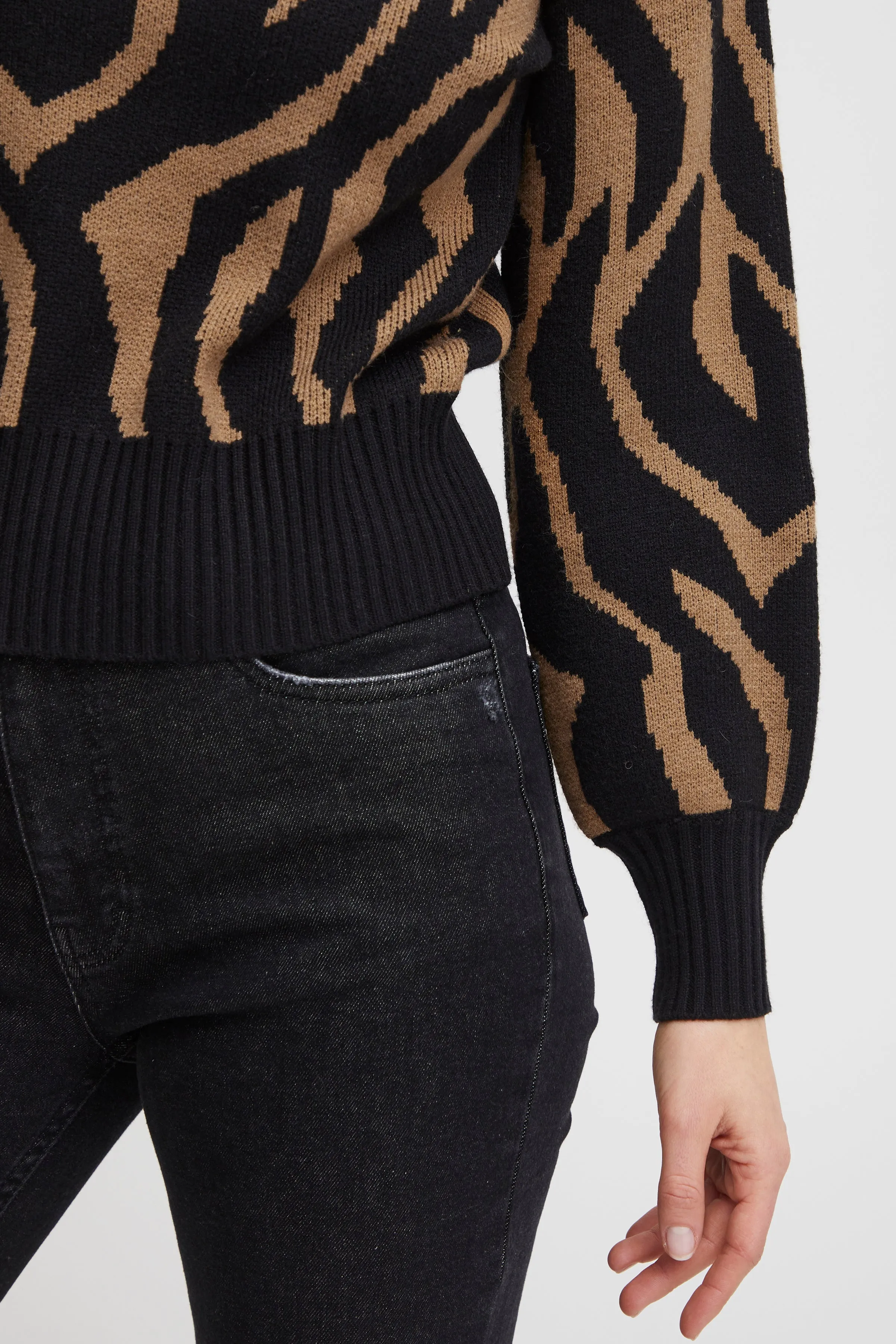 Animal Print Jumper from Pulz - PZDEVIKA Pullover