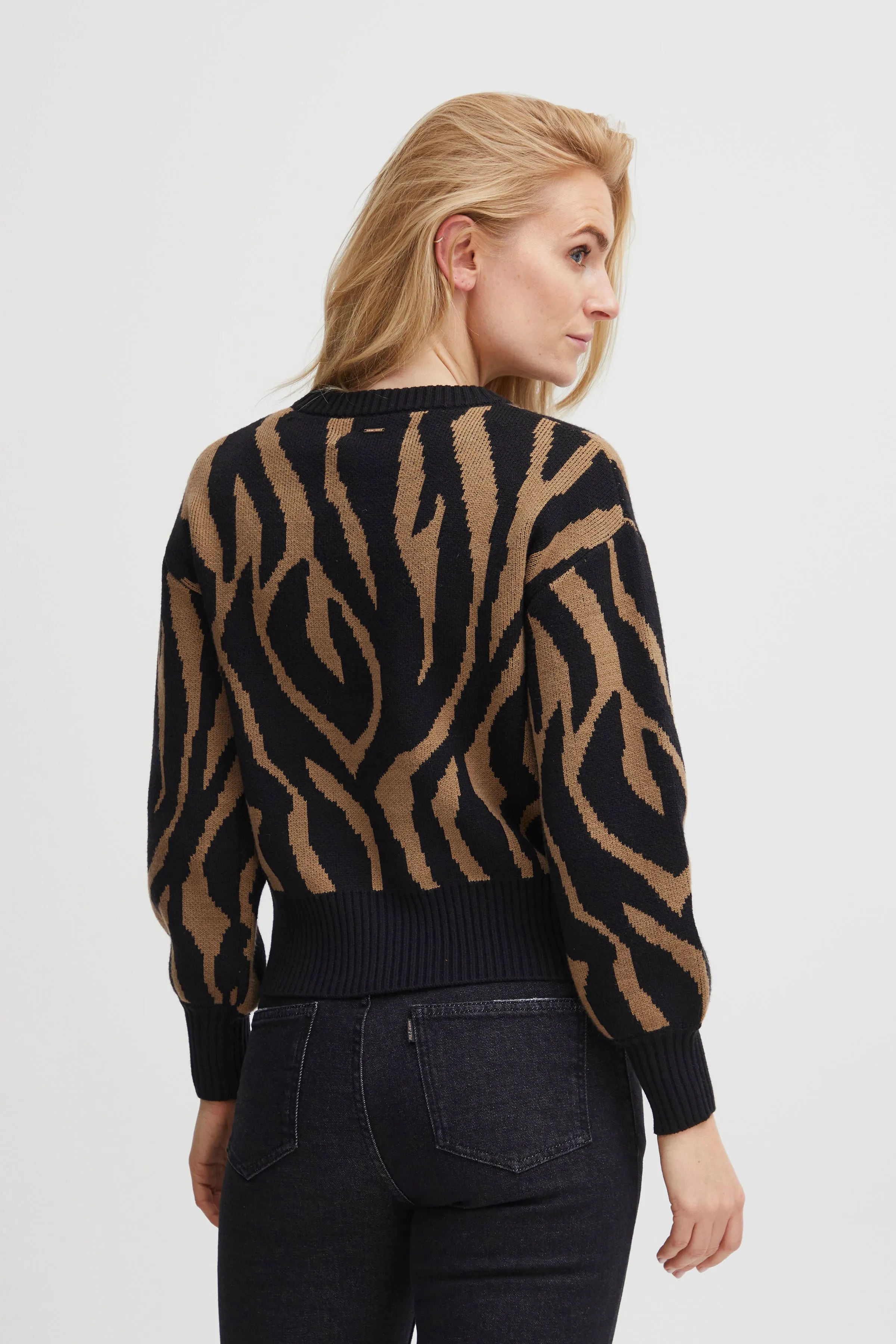 Animal Print Jumper from Pulz - PZDEVIKA Pullover