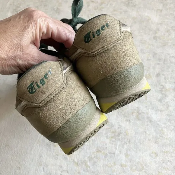 Asics Onitsuka Tiger Big Kids US Size 4 EU 36 22.5 cm Olive Green Boys Unisex