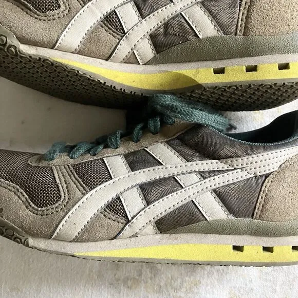 Asics Onitsuka Tiger Big Kids US Size 4 EU 36 22.5 cm Olive Green Boys Unisex