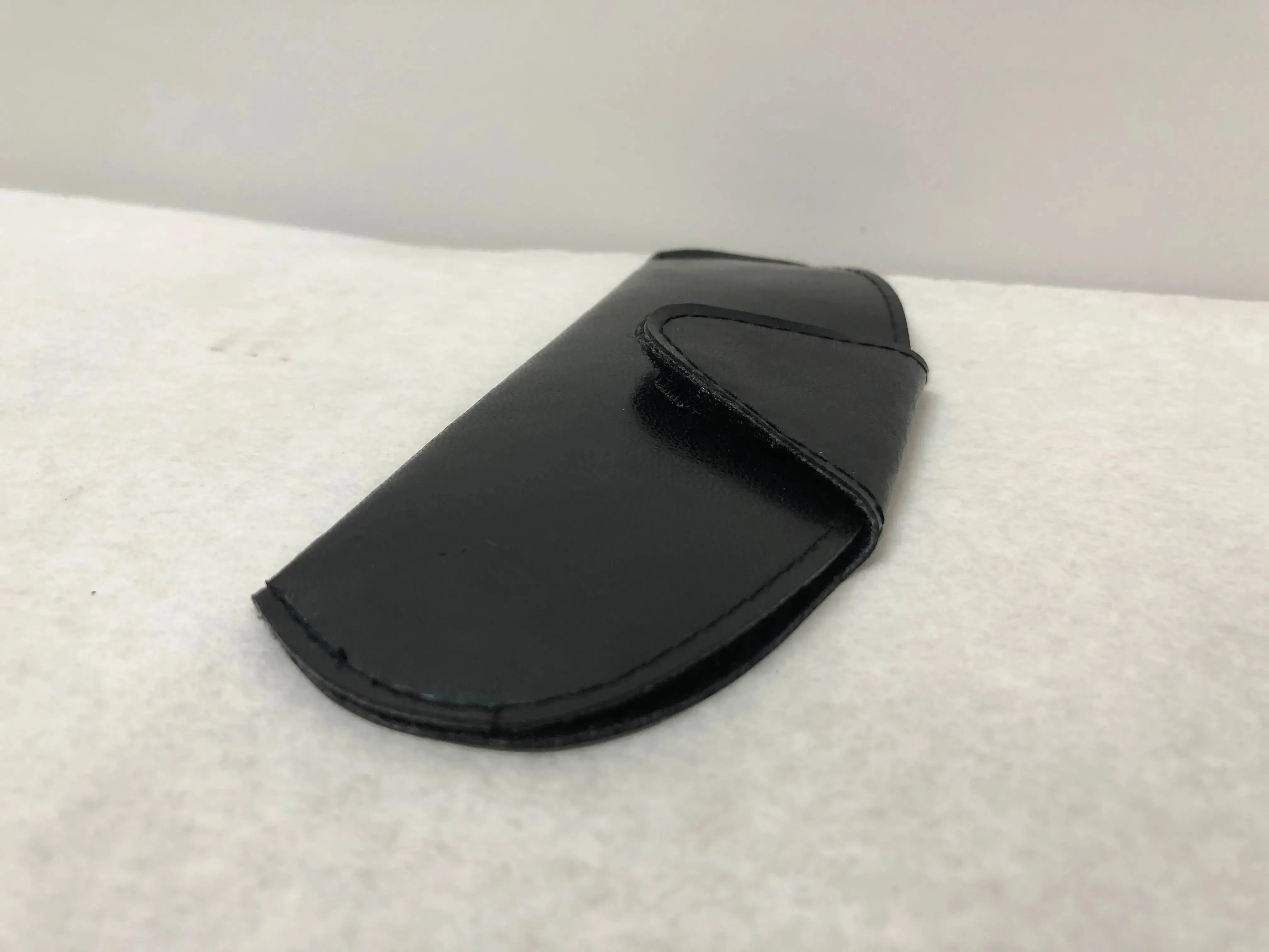 Black Optical Eyeglass Tab Close Soft Case and Storage | KMOPT-131