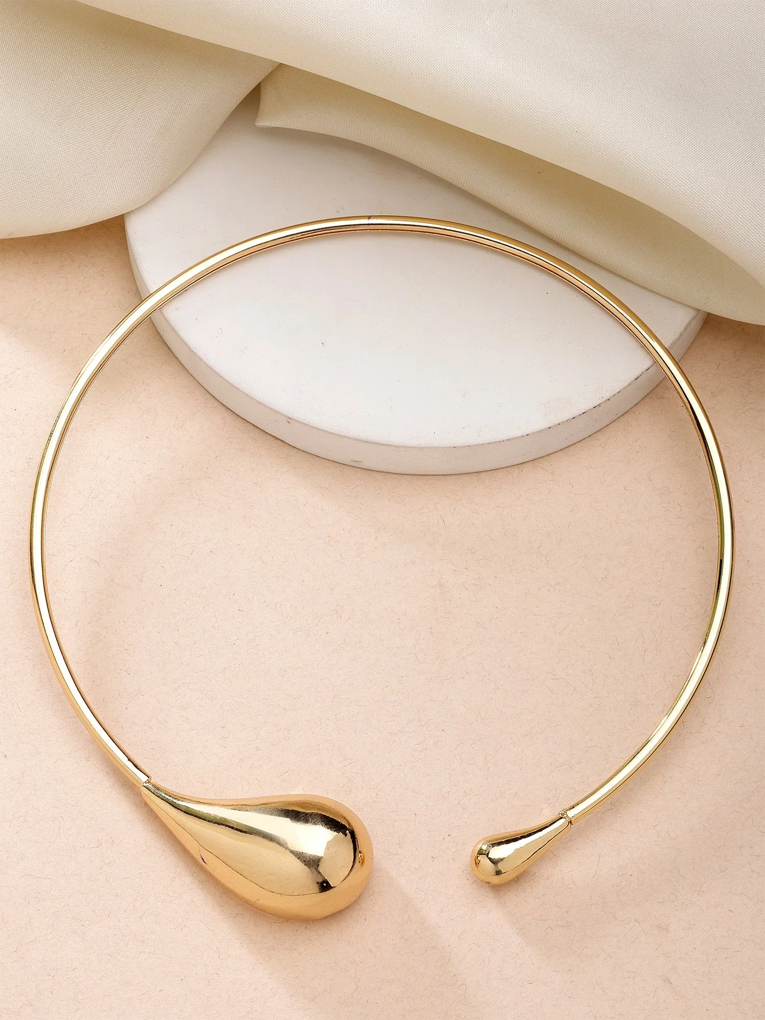 Bohey by KARATCART Gold-Plated Choker Necklace for Women