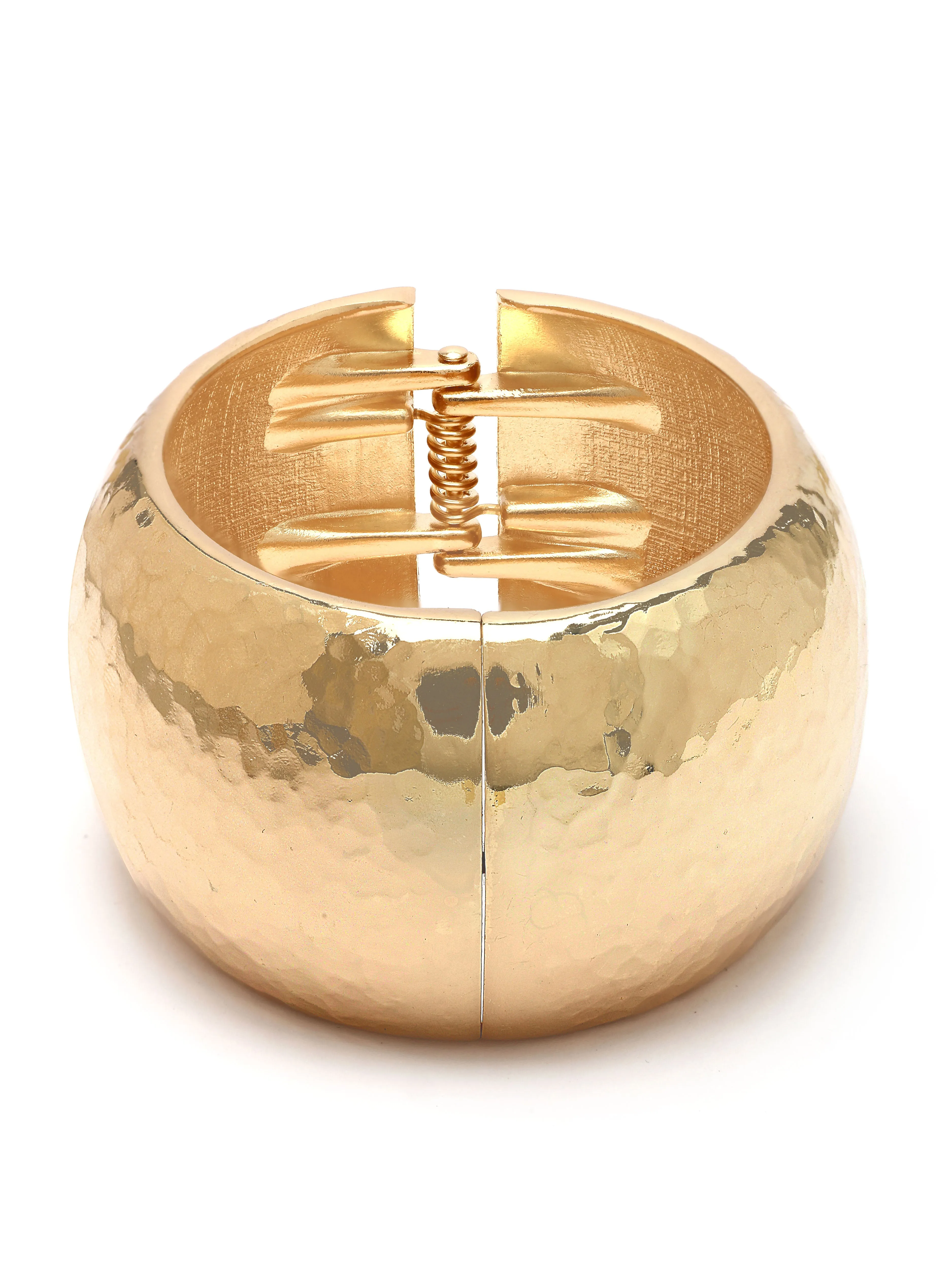 Bohey by KARATCART Gold Plated Hammered Finish Kada Bracelet for Women