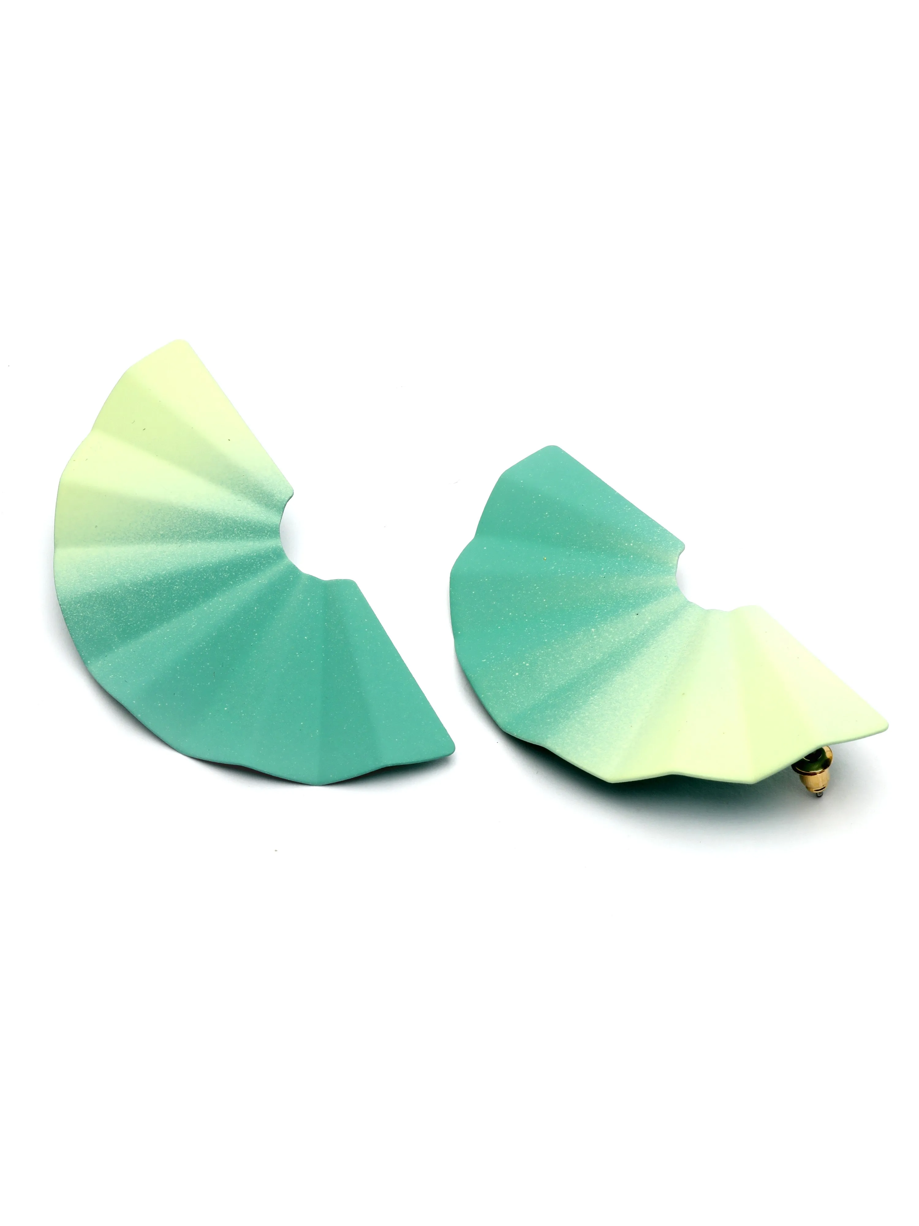 Bohey by KARATCART Gradient Green & Yellow Fan Shape Stud Earrings