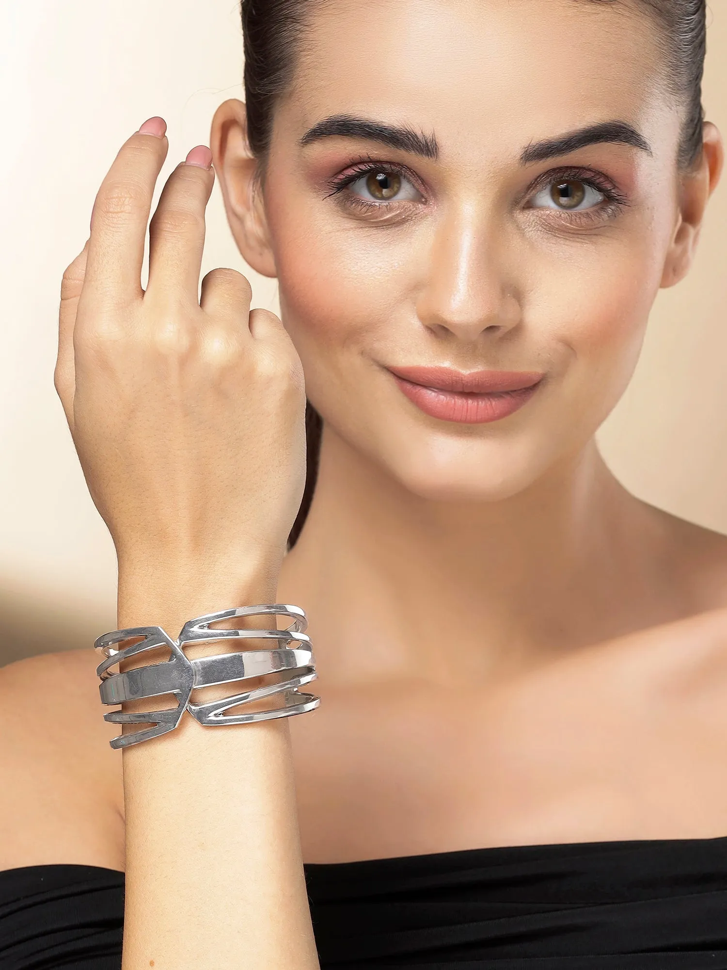 Bohey by KARATCART Silver Plated Designer Kada Bracelet for Women
