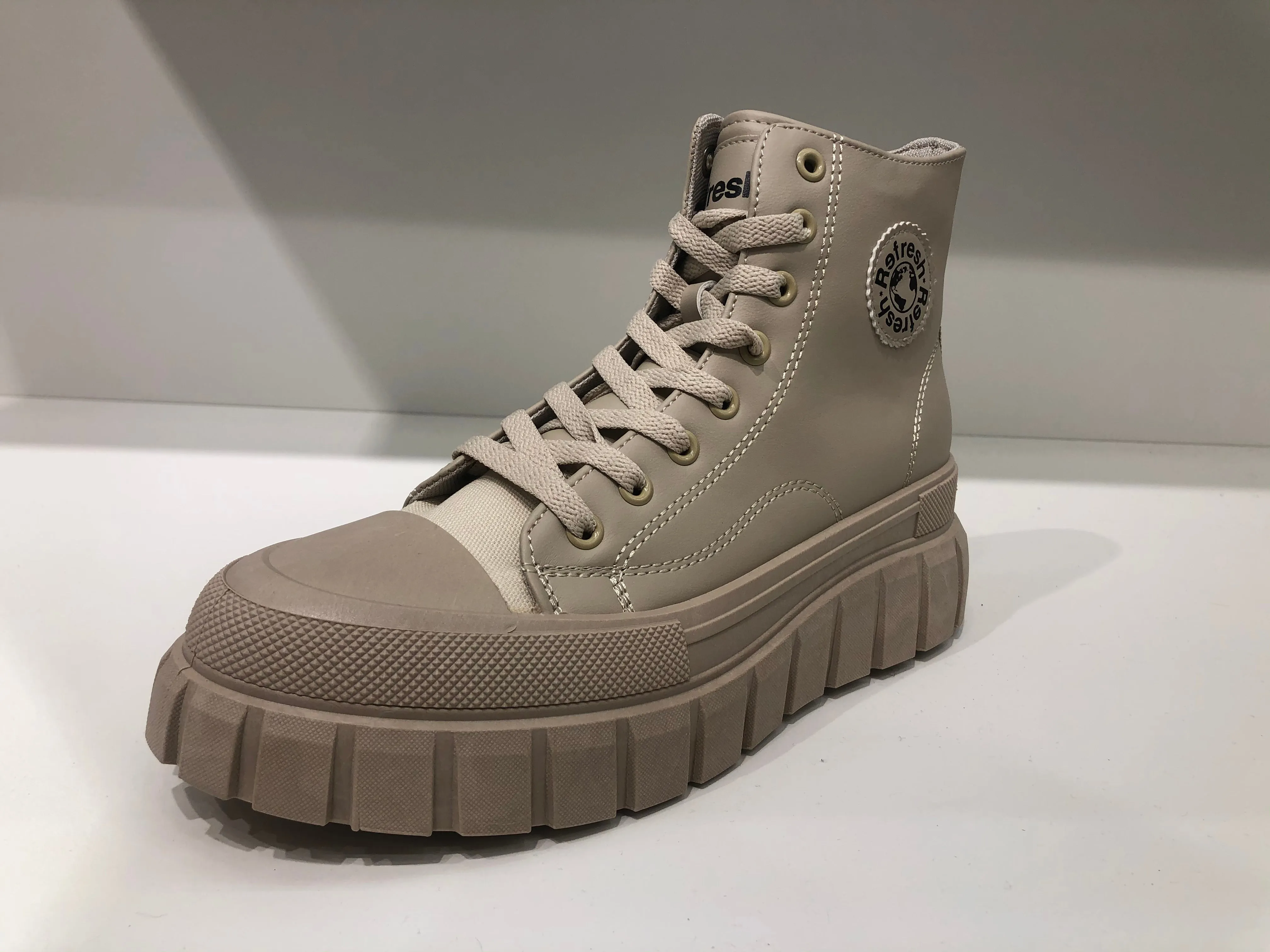 CITY TAUPE