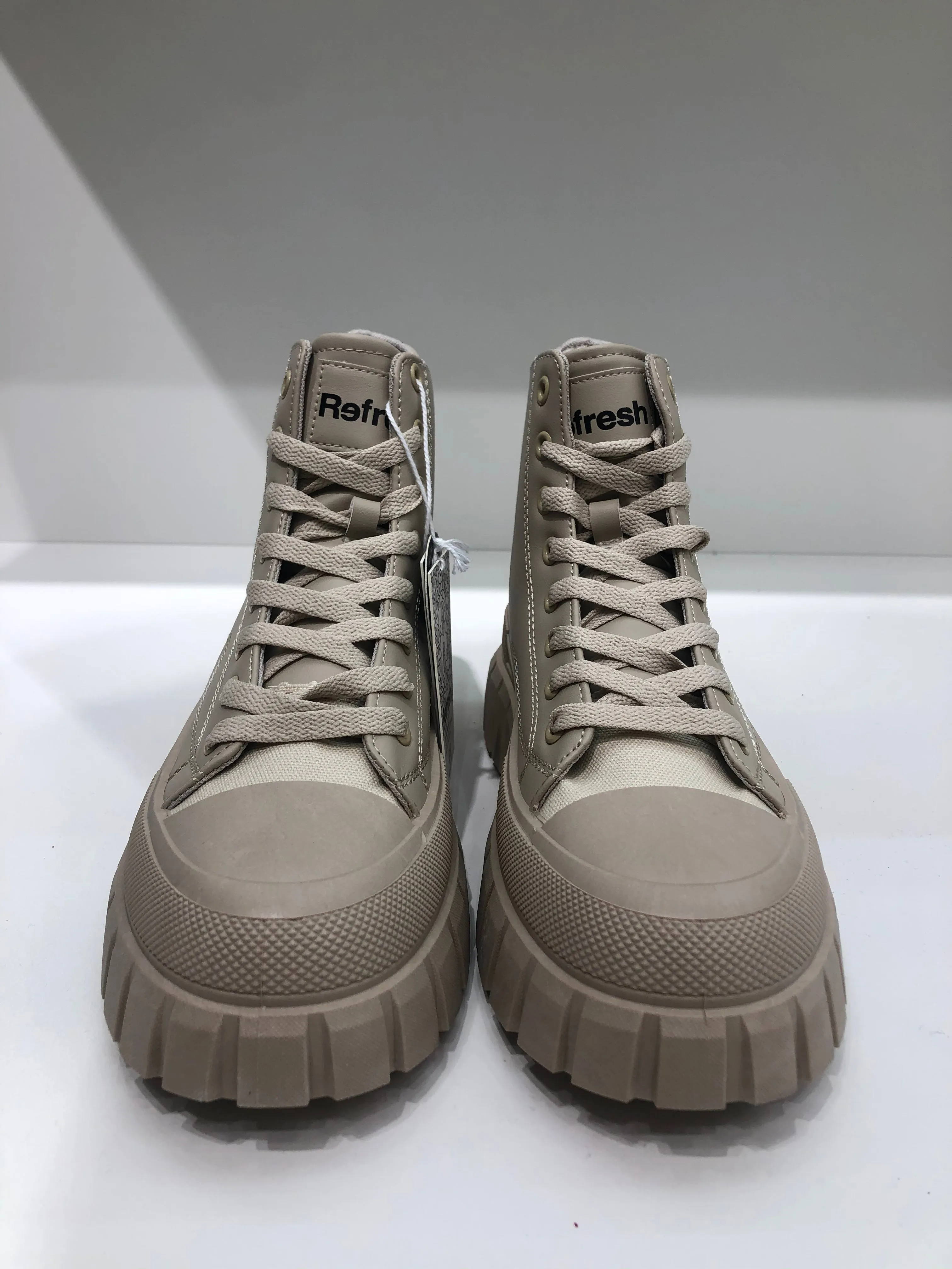 CITY TAUPE