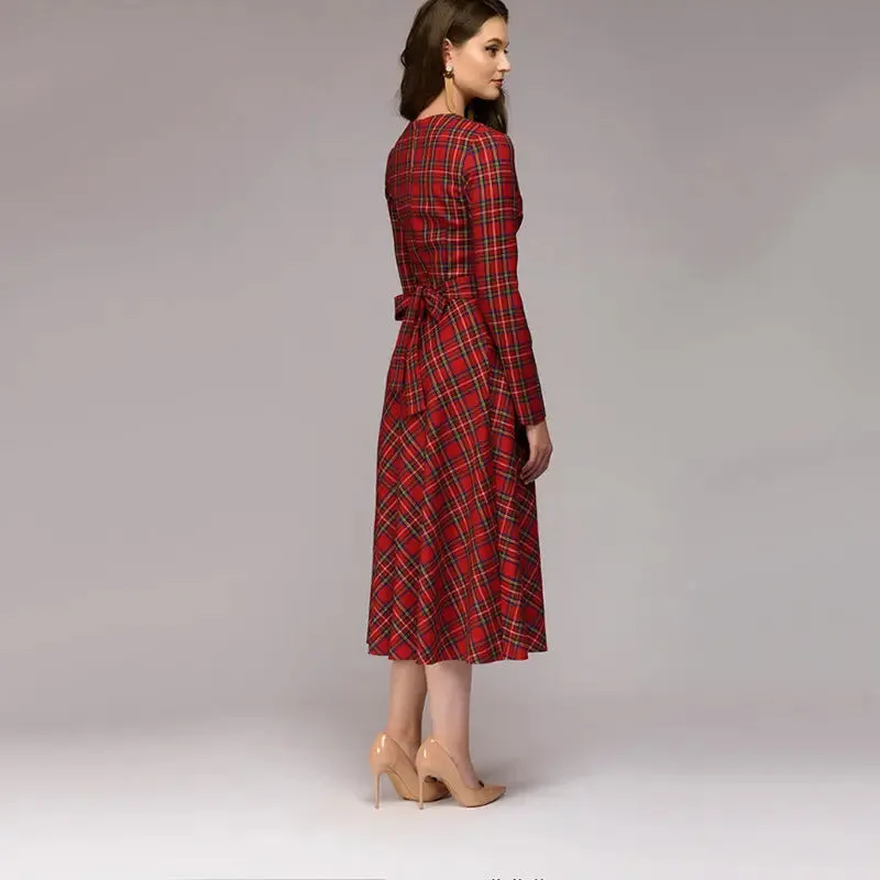 Elegant Plaid Midi Dress - Stylish Casual Wear