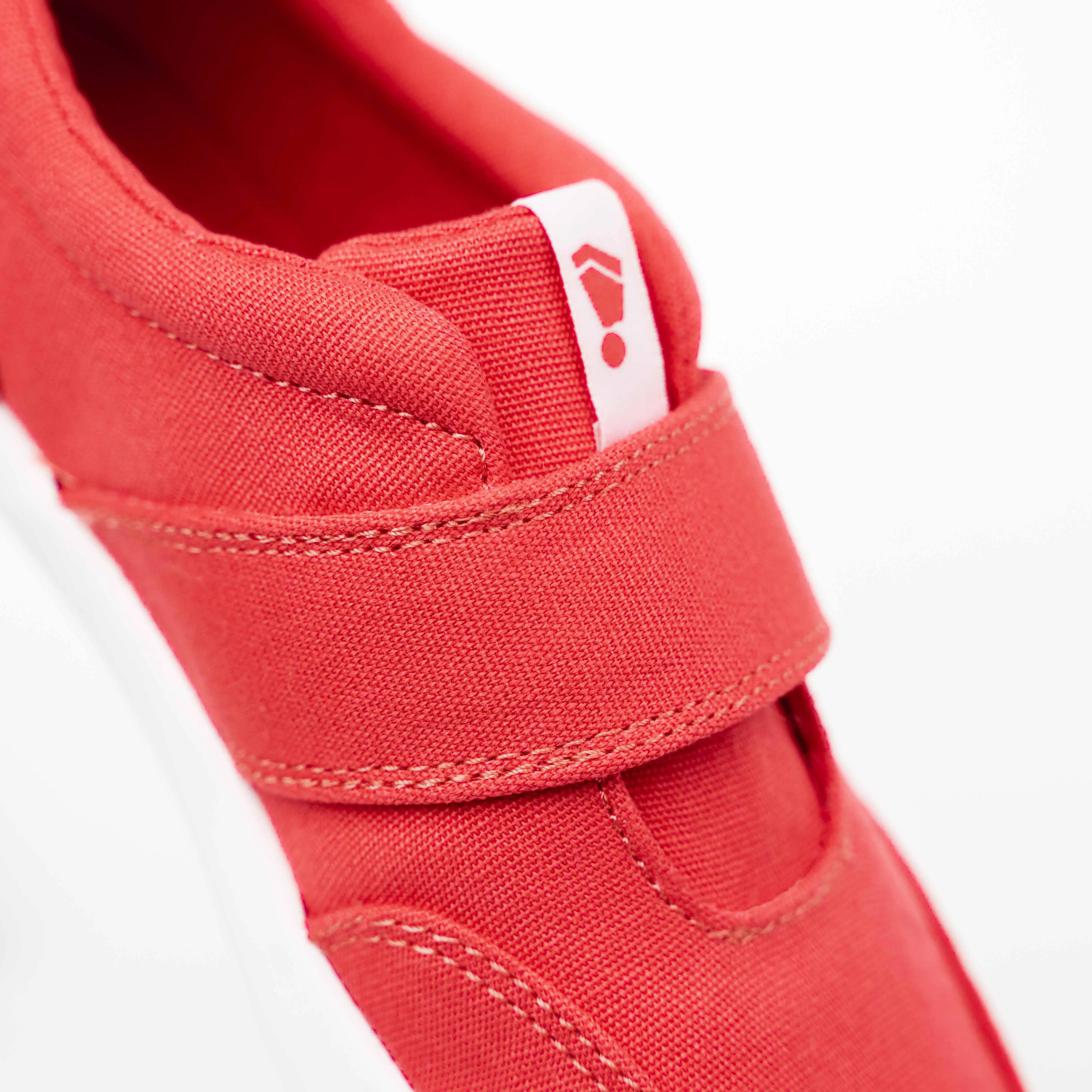 EXPLORE 2.0 Coral Pink