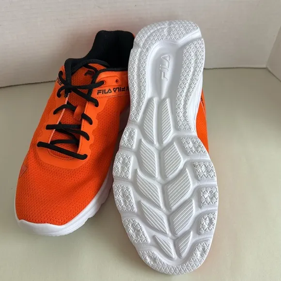 FILA sneakers orange Men's NWOTSSize 12