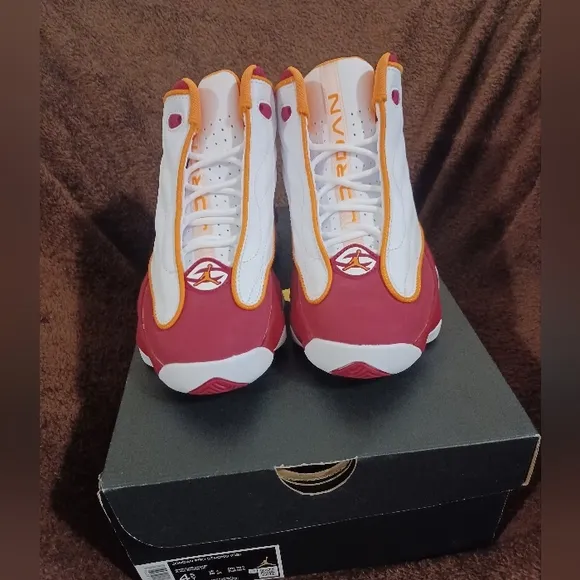 Jordan pro strong cardinal red size 4.5y