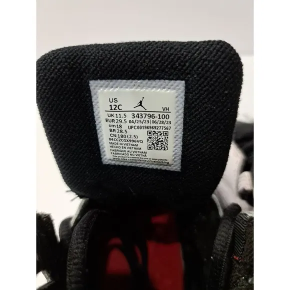 Kids 12C Nike Air Jordan True Flight GS White Red Black 343796-160 Shoe Trainer