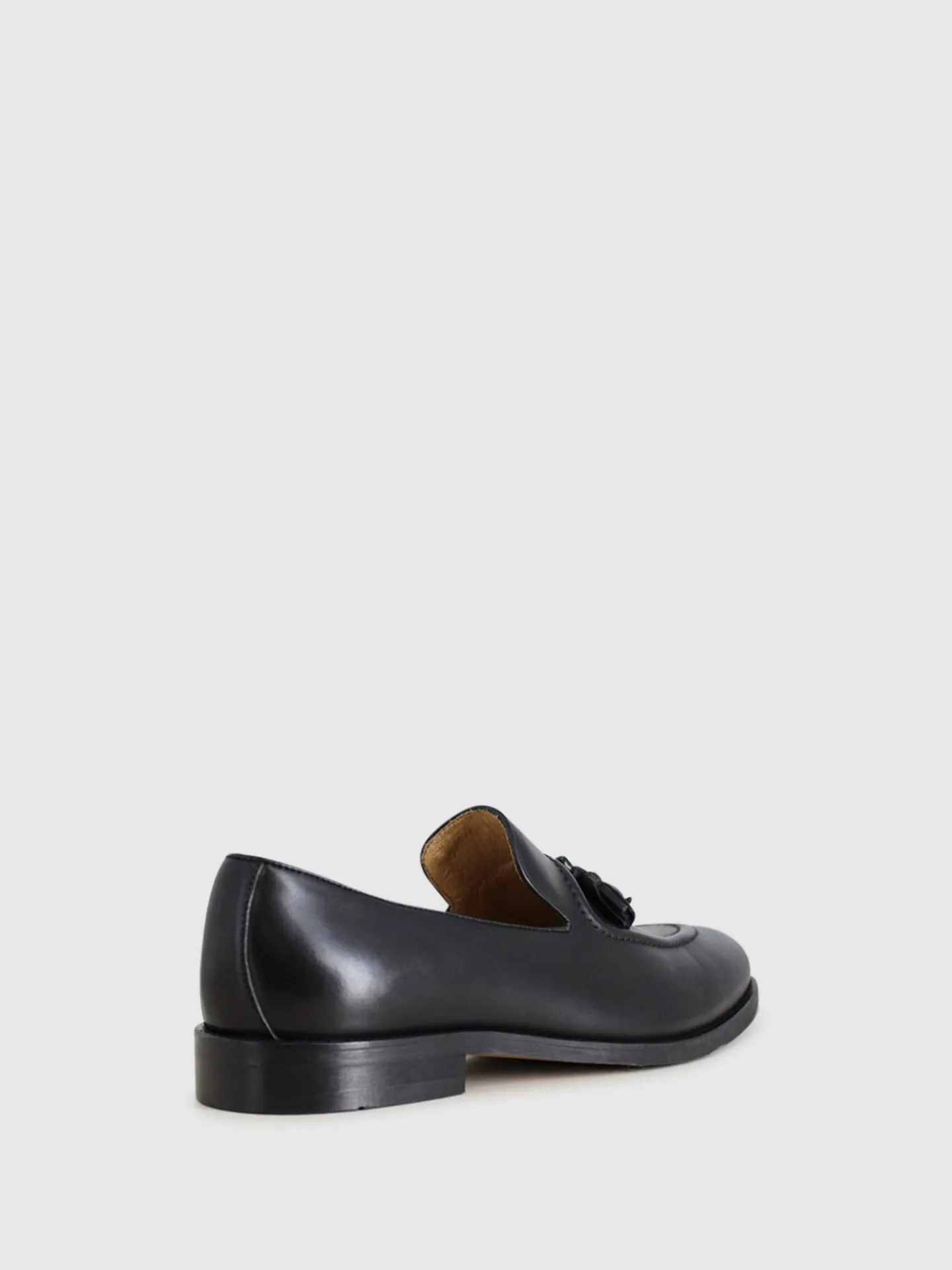Loafers com Ponta Redonda em Preto