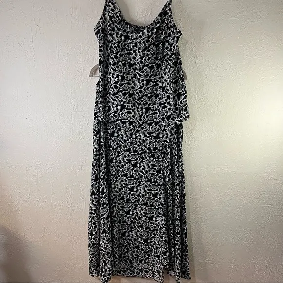Madewell V-Neck Cami Top And Side Slit Midi Skirt in Floral Crepe Skirt Set