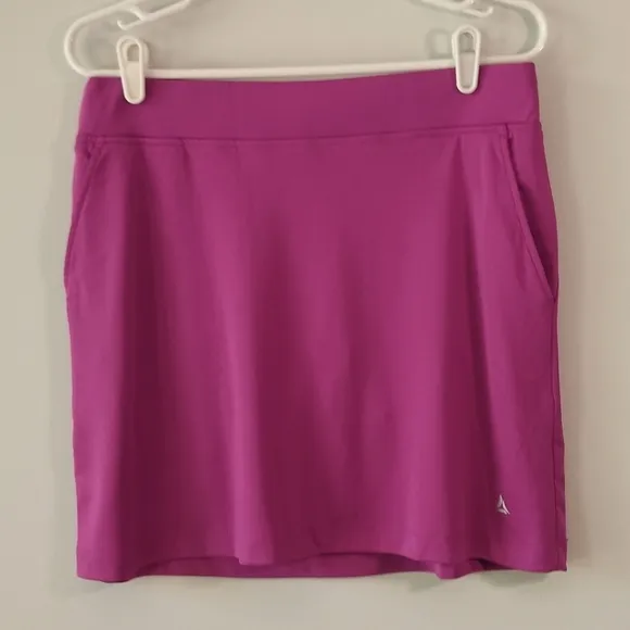 NEW Bermuda Sands XP Magenta Addie Skort UV Protection Moisture Wicking Medium