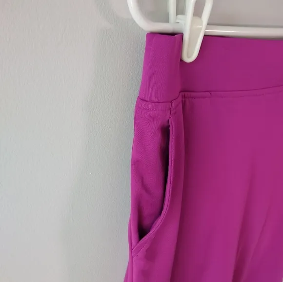 NEW Bermuda Sands XP Magenta Addie Skort UV Protection Moisture Wicking Medium