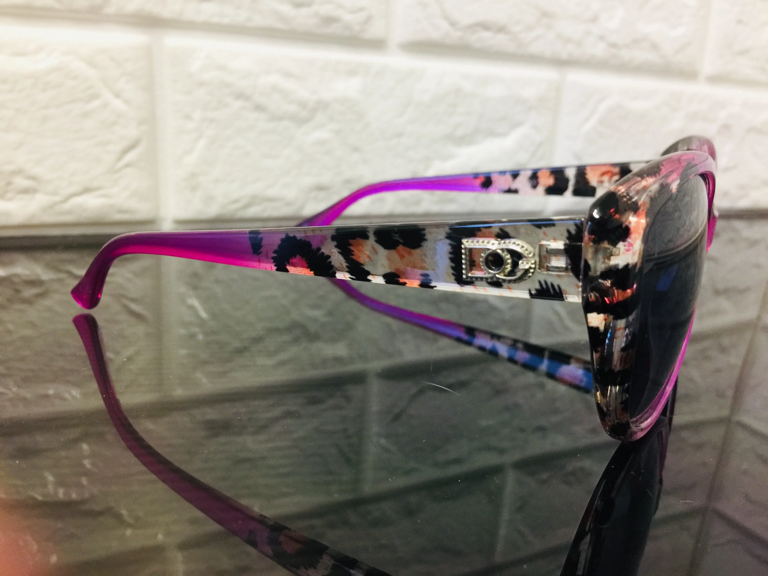 New Designer Rep. Sunglasses, 400 UV Protection! Stylish Gradient Lenses! Purple