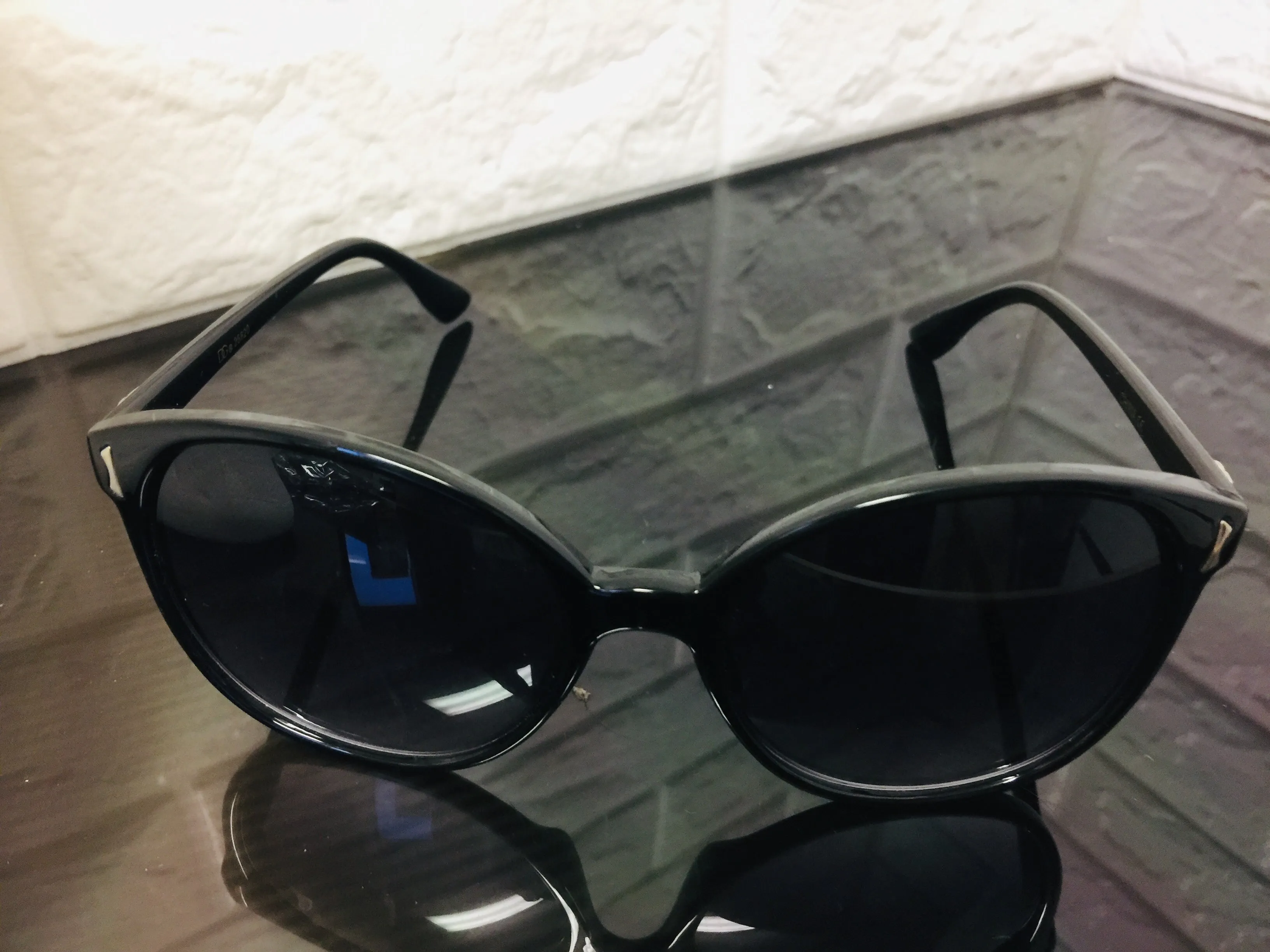 New Designer Rep. Sunglasses, 400 UV Protection! Stylish Gradient Lenses!