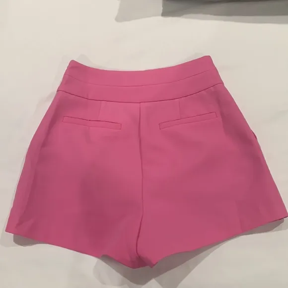 NWT‎ Endless Rose Waist Band Detail Shorts