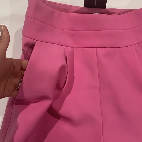 NWT‎ Endless Rose Waist Band Detail Shorts