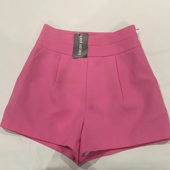 NWT‎ Endless Rose Waist Band Detail Shorts