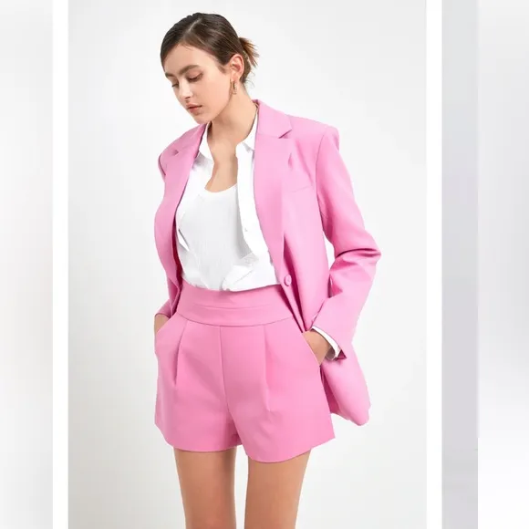 NWT‎ Endless Rose Waist Band Detail Shorts