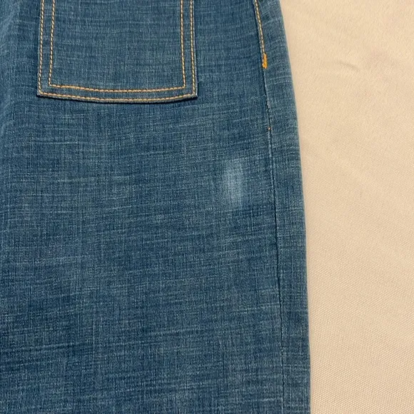 NWT TORY BURCH Denim Button Front Pencil/Straight Skirt Style# 33940 size 2
