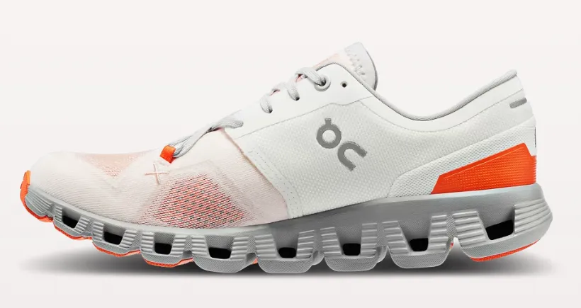 ON Women's Cloud X 3 - Ivory/Alloy