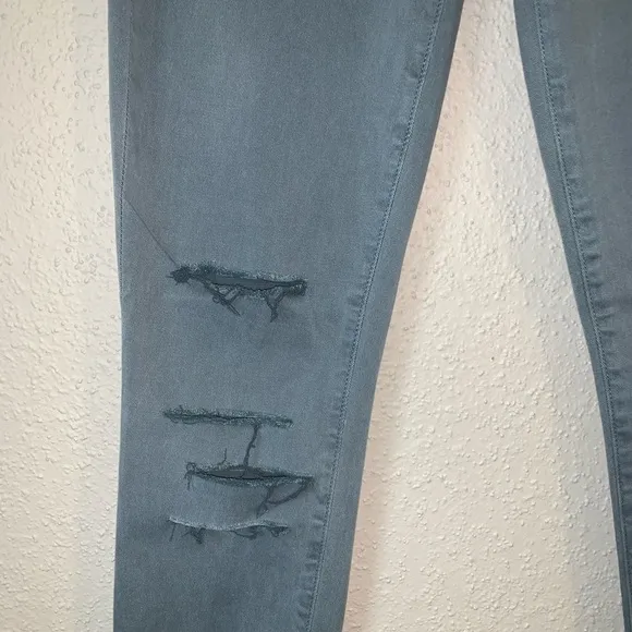 Parker Smith Blue Distressed Skinny Jeans Size 24