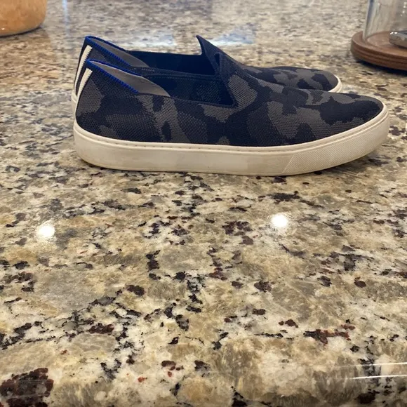 Rothy’s Original Slip-On Sneak grey camouflage