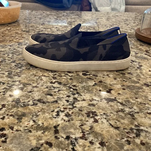 Rothy’s Original Slip-On Sneak grey camouflage