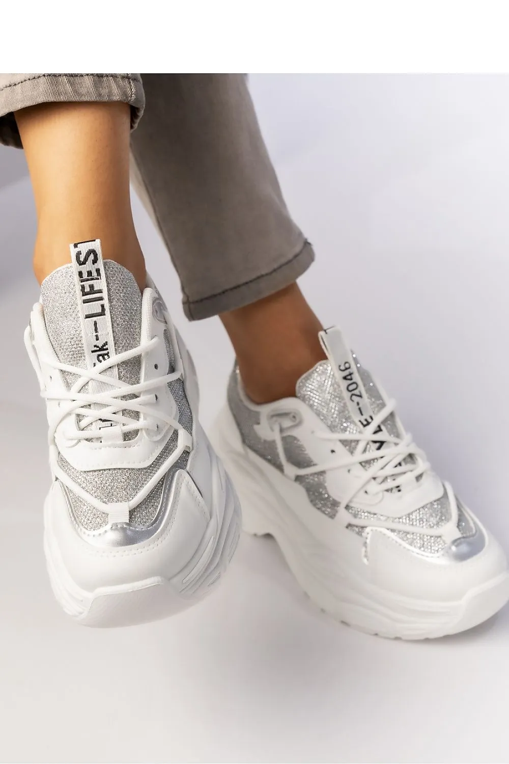 Sport Shoes Inello