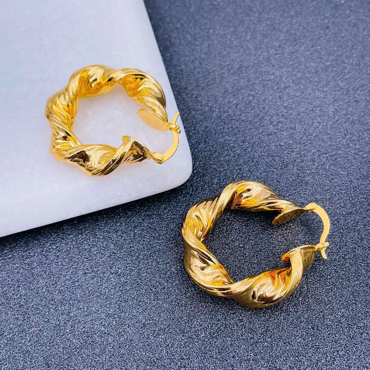 Stylish Stainless Steel Curly Gold Hoop Earring Pair For Women