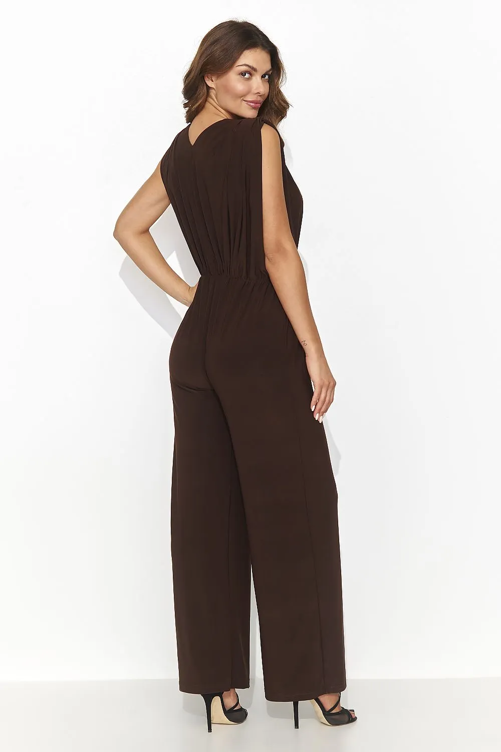 Suit model 192048 Numinou