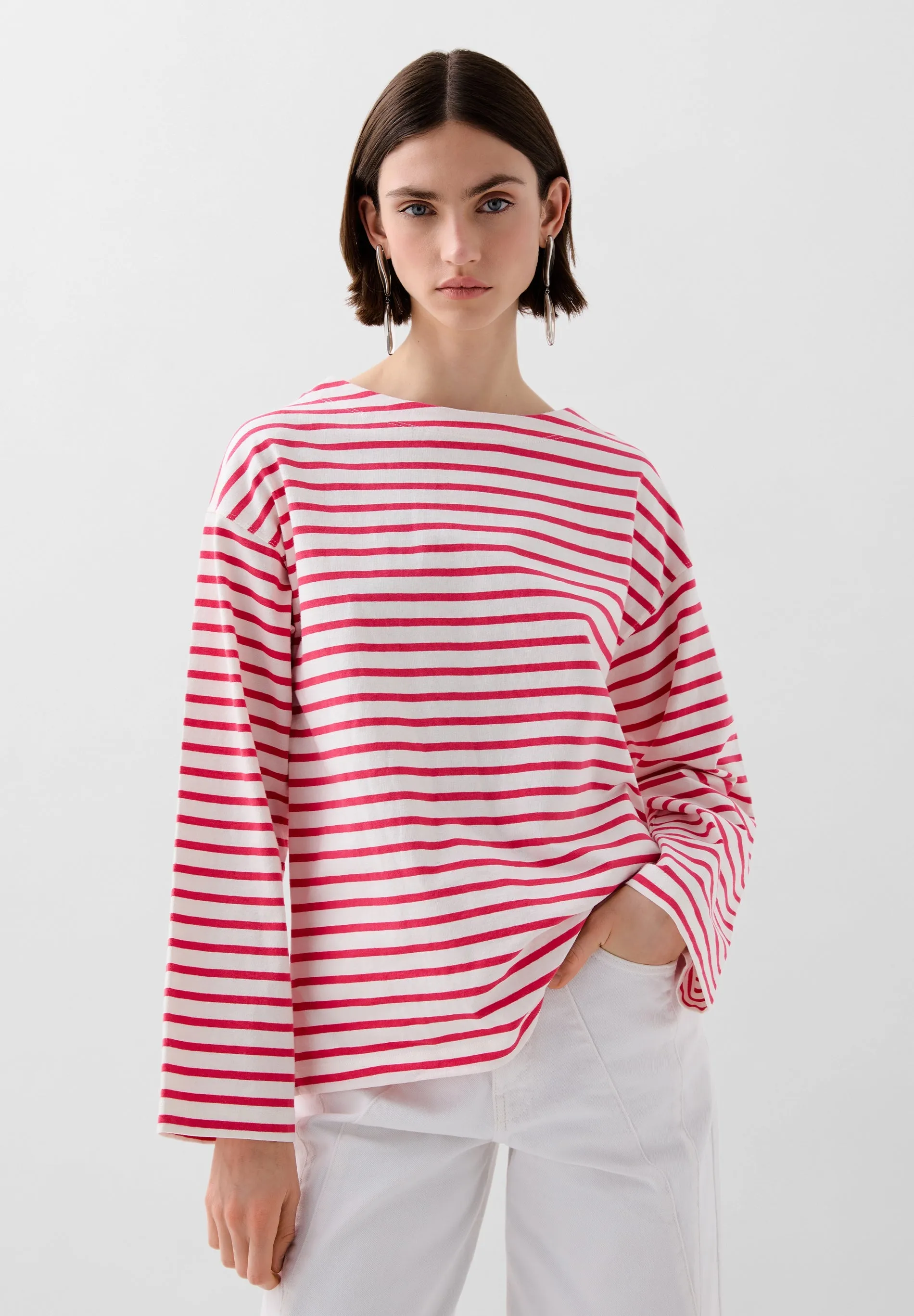 T-SHIRT ÀS RISCAS RELAXED