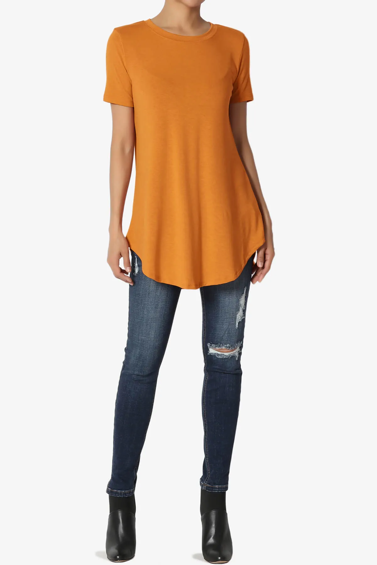 Tristan Essential Short Sleeve Round Hem Top PLUS