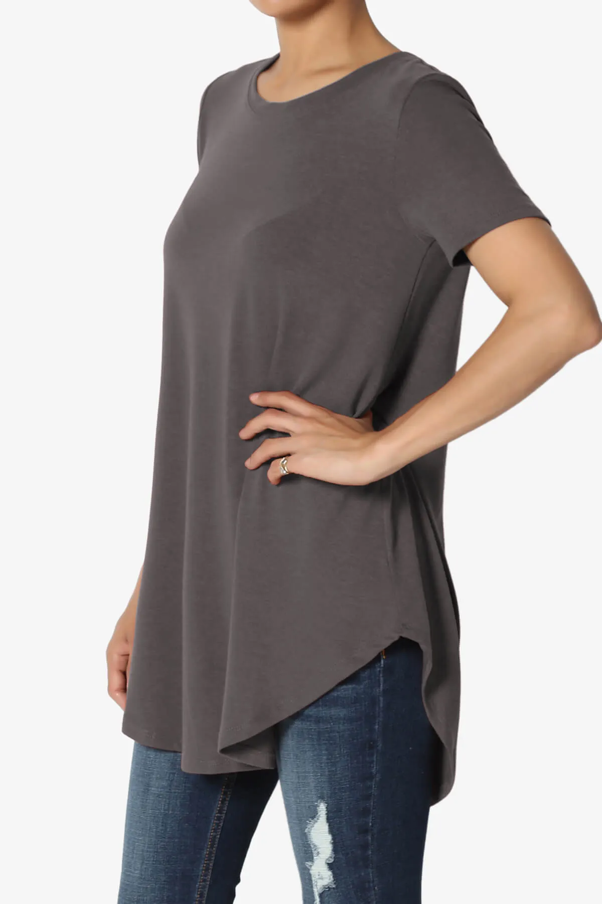 Tristan Essential Short Sleeve Round Hem Top PLUS