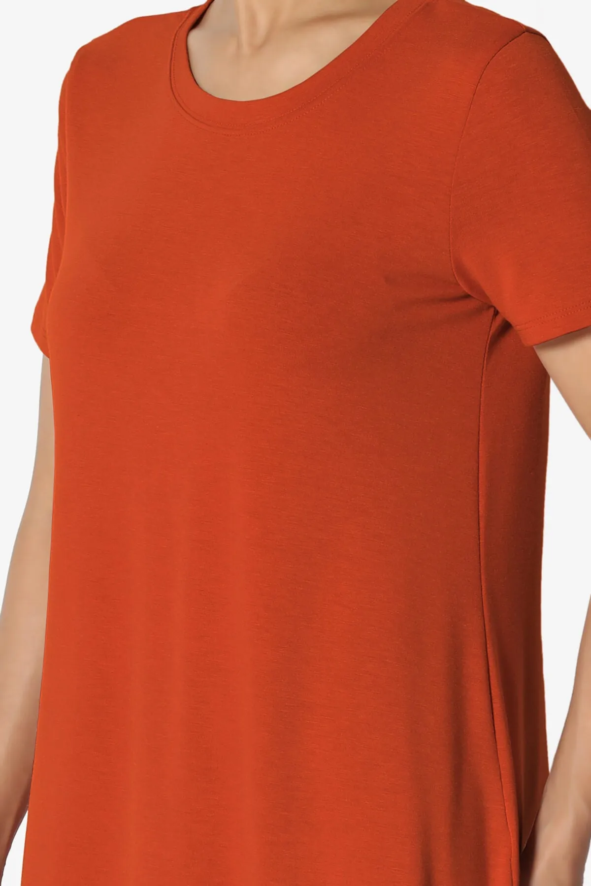 Tristan Essential Short Sleeve Round Hem Top