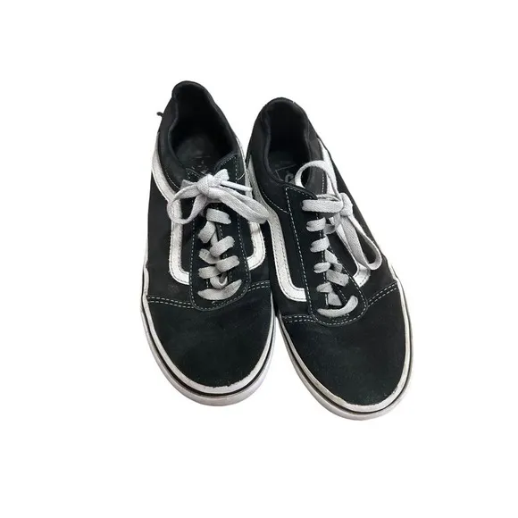 Vans Old Skool Black/White low top shoe