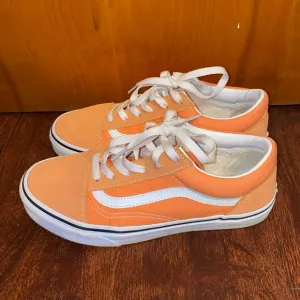 Vans Old Skool Sneakers youth size 6/women’s size 8