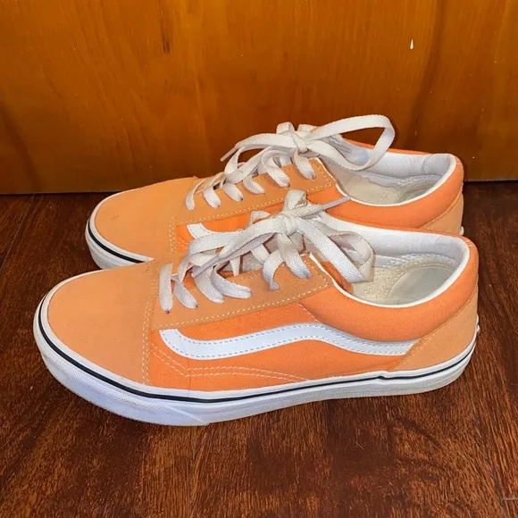 Vans Old Skool Sneakers youth size 6/women’s size 8