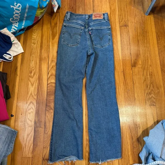 Women's Levi’s Ribcage Bootcut Blue Jeans