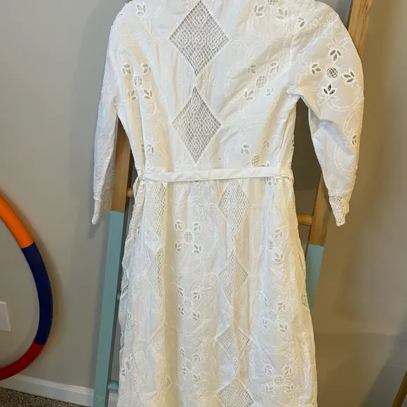 Zara Embroidered Cut Out White Belted Dress Size Small Like New